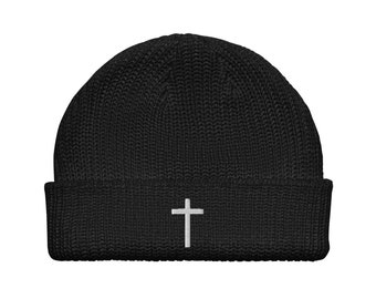 十字架刺繍入りフィッシャーマンビーニー – 救いの神聖なシンボルが