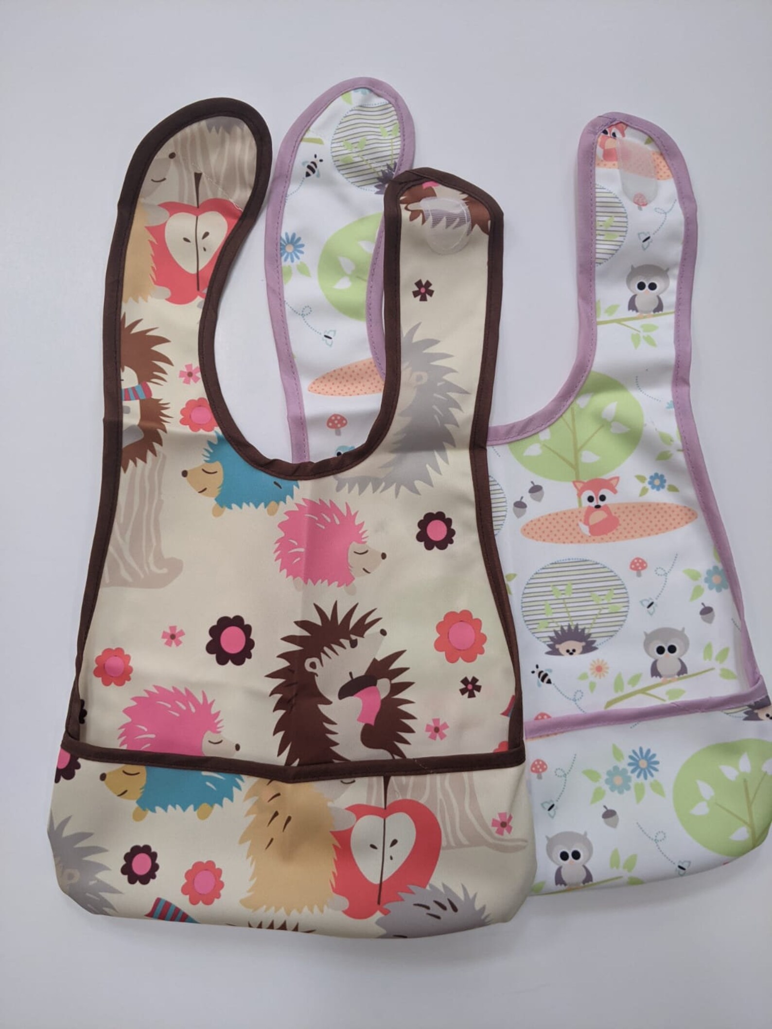 Polyester Baby Bib With Pocket, Waterproof, Washable, Stain Resistant