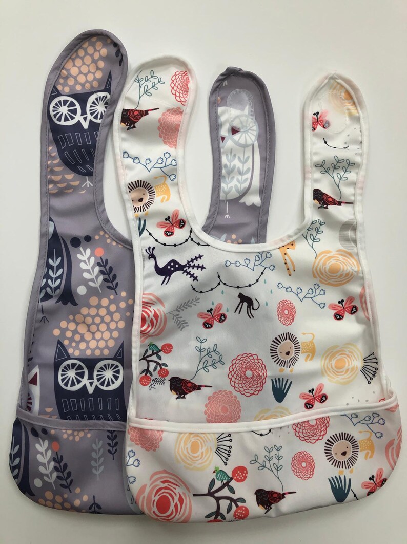 Polyester Baby Bib With Pocket, Waterproof, Washable, Stain Resistant