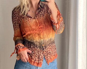 BiBA Leopardenmuster Bluse / Animal Print Bluse / Orange Leo Print Bluse / Durchsichtige Leoparden Bluse / Boho Leopard Top / Transparentes Leo Shirt