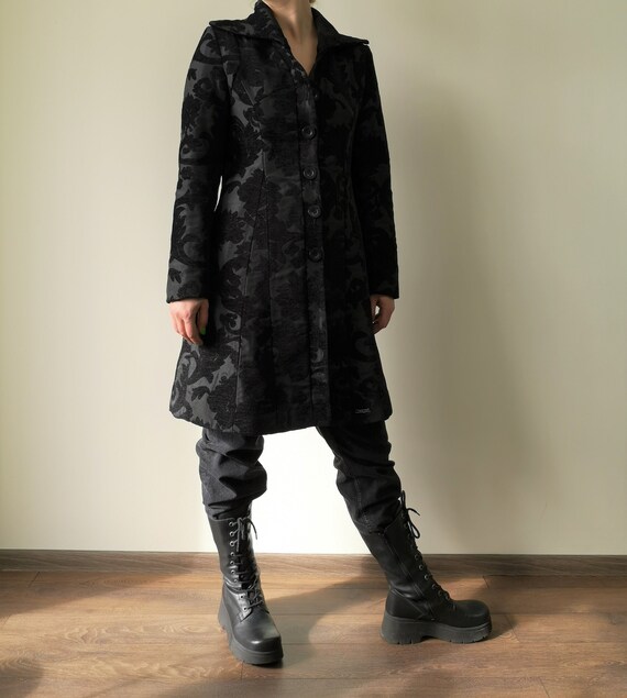 long hooded puffa jacket
