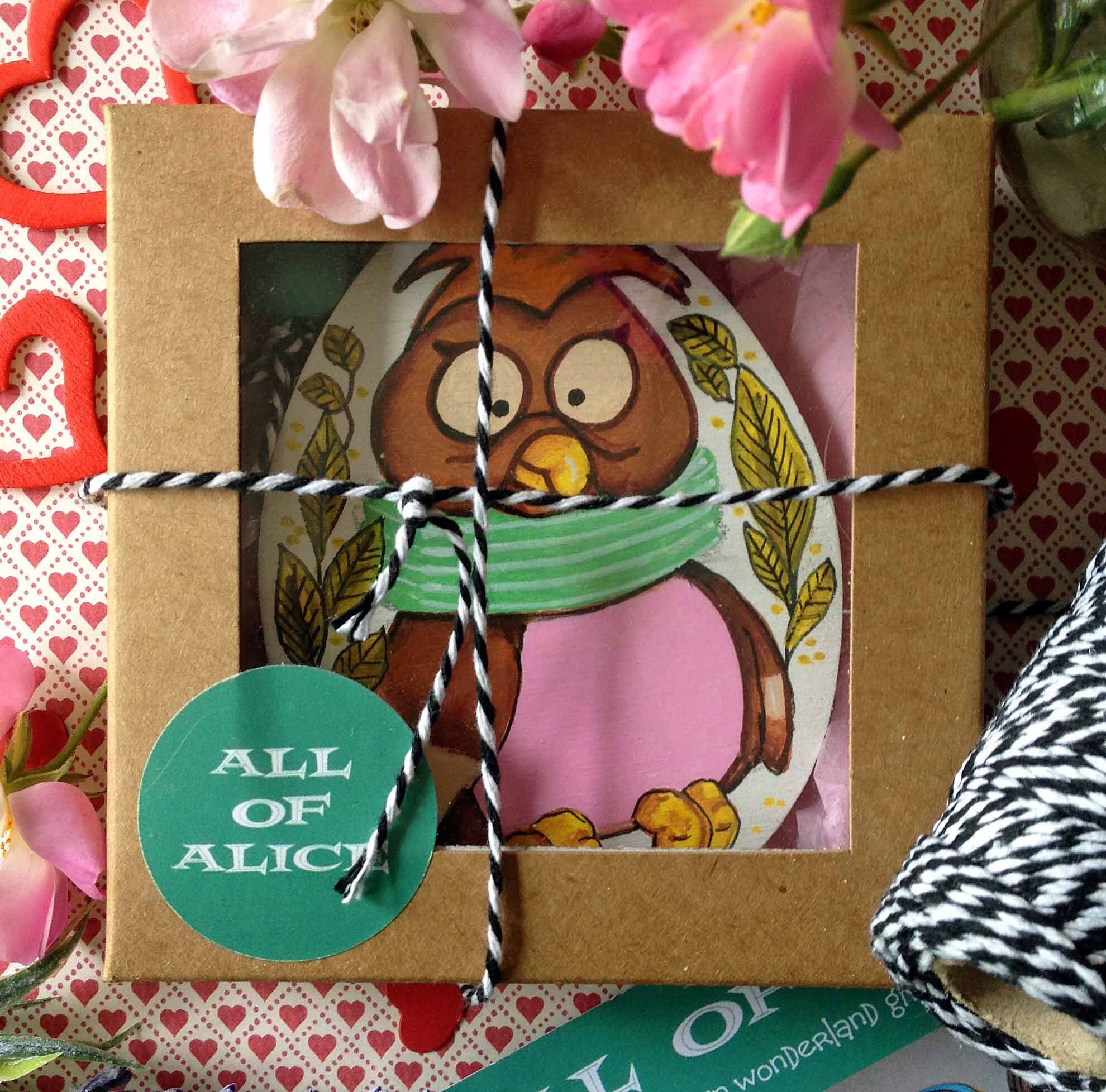 Accordion Owl from Alice in Wonderland Tulgey Wood. Hand Etsy 日本