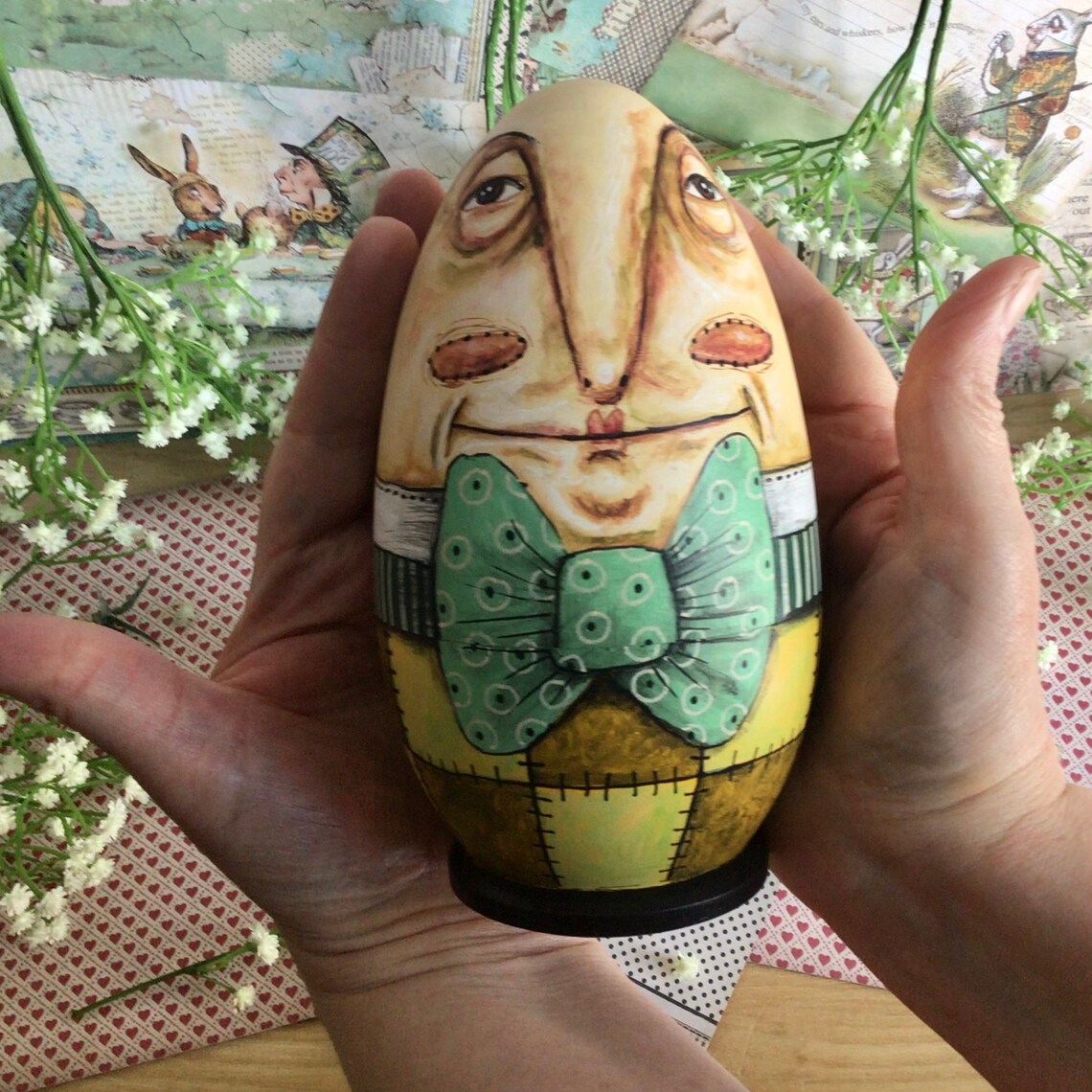 Humpty Dumpty Set of 5 Nesting Easter Egg Art Dolls From Alice in ...