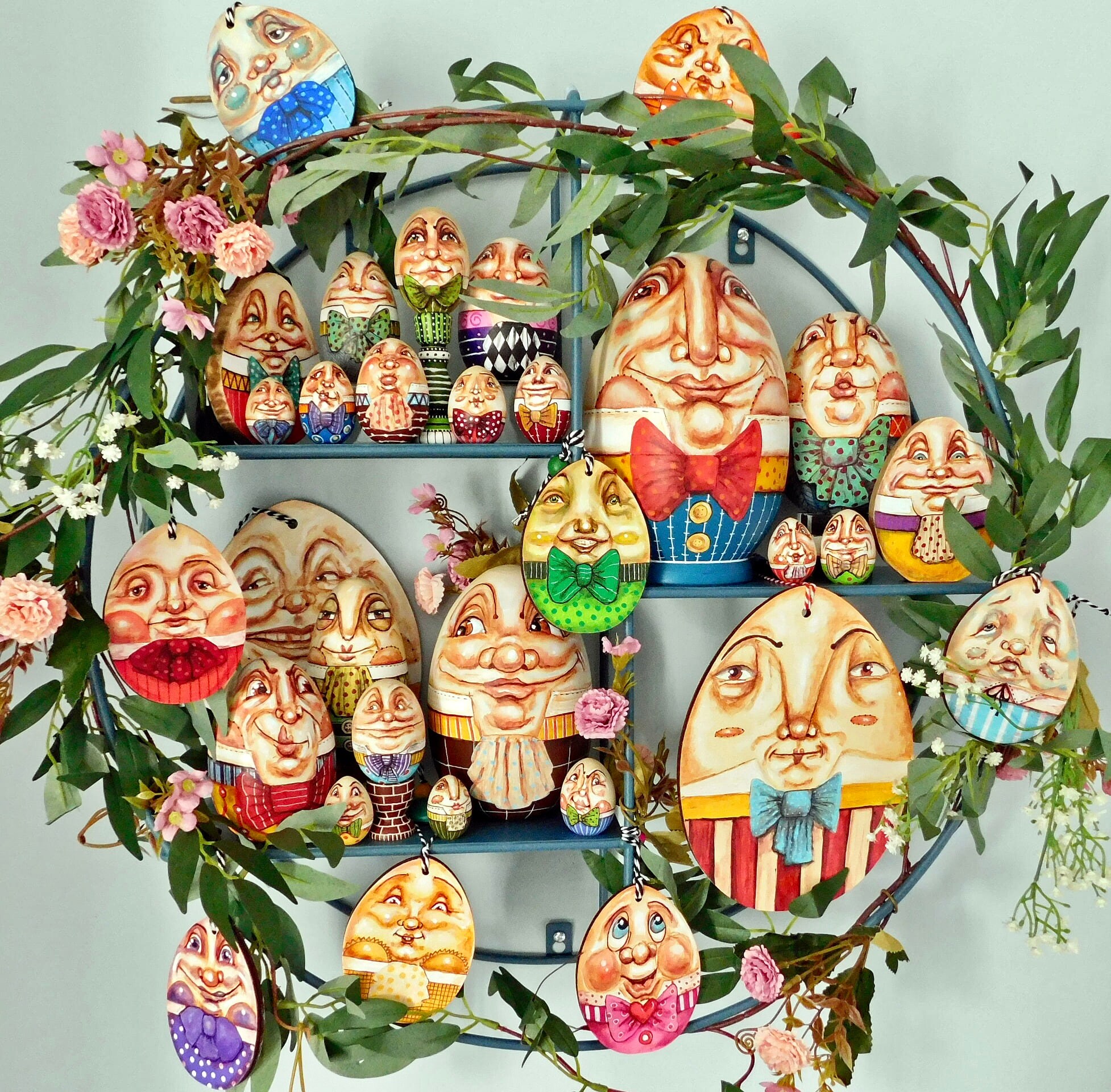 Humpty Dumpty Set of 5 Nesting Easter Egg Art Dolls From Alice in ...