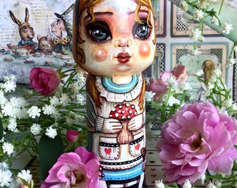 Sweet Alice with Dinah and mushroom Kokeshi style doll hand painted in Scotland. Alice in Wonderland wooden doll Carroll, Disney, Burton