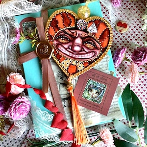 Decorazione con ritratto di Alice nel Paese delle Meraviglie, Pastel Punk Mad Hatter. Ornamento di San Valentino per albero di Natale dipinto a mano. Decorazione artistica originale