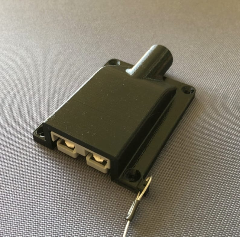 Jamdon Gear Plug Cover Black Anderson 50 Amp 3-Pin Plug Surface Cover With Insect/Dust Cap - Jamdon Gear, 2-Year Warranty Anderson Sb50 Connectors