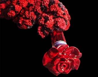 Látigo Velvet Rose - Juguete BDSM para juegos de sensaciones, hecho a mano