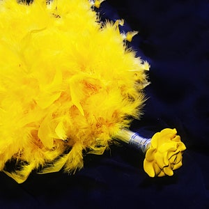 Yellow Rose Sensation flogger xtra esponjoso pomo plumoso mango teaser tickler bdsm Flogger Impact Play GearBondage