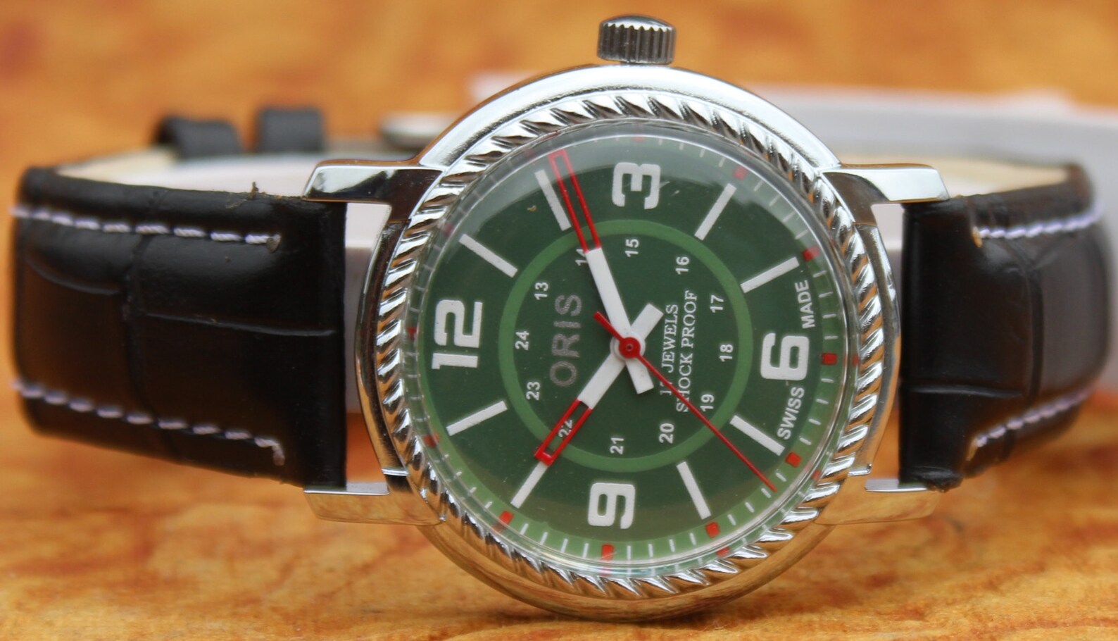 g shock g2100 1a1