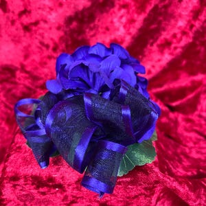 Simply Violet/Purple Violet Bunch Corsage/Sorority Corsage/DST Ceremony Corsage/Purple Corsage/crossing gift/DST gift/