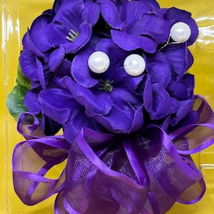 Purple Violet Corsage with magnetic backing/Sorority Corsage/DST Ceremony Corsage/Purple Corsage/made to order corsage/crossing gift/ gift