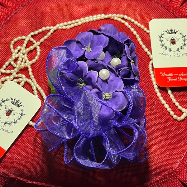 African Violet Corsage/Sorority Corsage/Ceremony Corsage/Purple Corsage/made to order corsage/crossing gift/DST gift