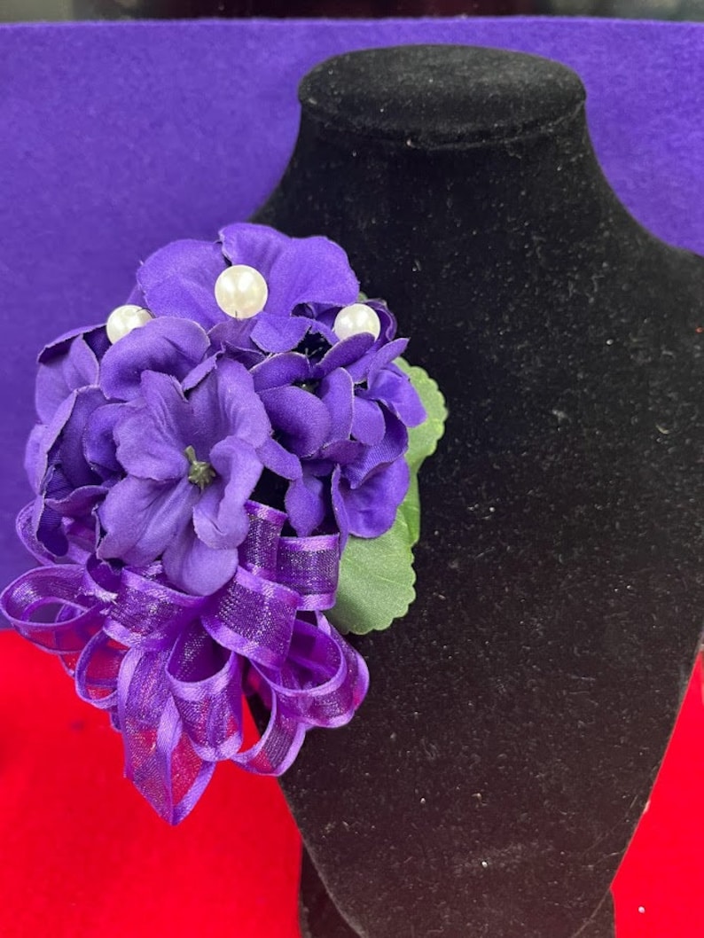 African Violet Corsage/Sorority Corsage/Ceremony Corsage/Purple Corsage/made to order corsage/crossing gift/DST gift image 3