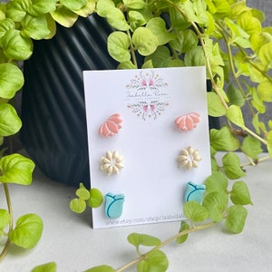 Floral stud earrings, Dainty flower earrings, Stud pack, Daisy stud earrings, Polymer clay earrings.