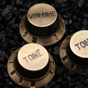 Vintage Brass Stratocaster knob set Strat Tophat Guitar Amp Pedal Volume Tone knobs by 490 Hardware