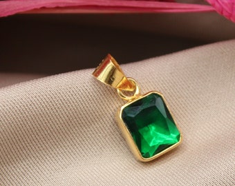 Summer Jewelry Emerald Silver Pendant