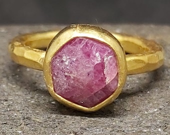 Natural Ruby Ring Solid Silver | 925K Sterling Silver | Hammered Ring Gold Vermeil | Minimalist Ring | Handmade Gemstone Rİng | By Artsmyrna