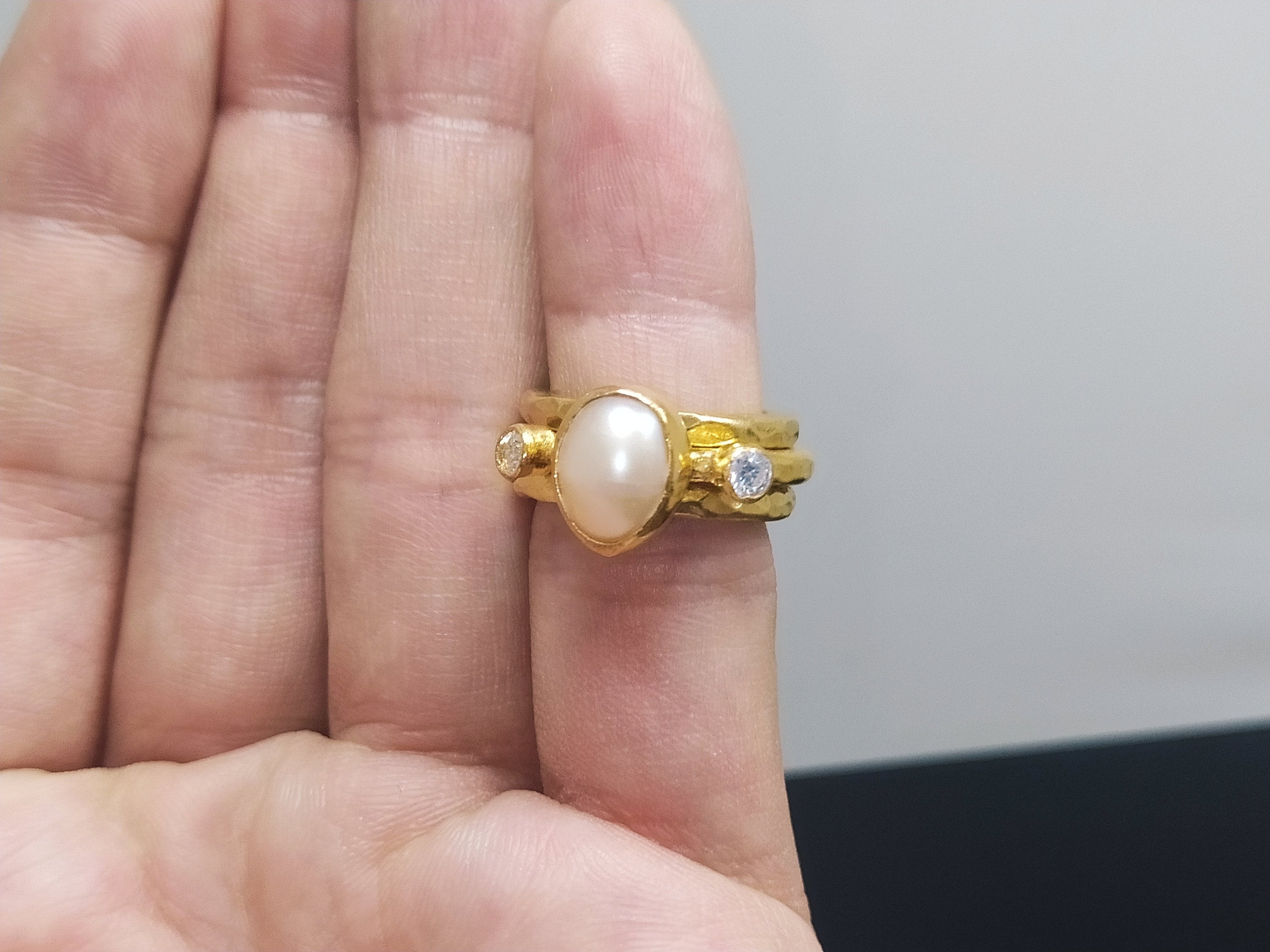 Dainty Pearl Ring / Minimal Ring / Tiny Pearl Ring / Silver Gold Stacking  Ring / Genuine Pearl Ring / Bridesmaid Gift /birthday Gift for Her - Etsy