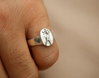 Handgemachter 925er Sterlingsilber Aphrodite Siegelring, einzigartiger mythologischer Schmuck für Frauen, griechischer ovaler Ring, elegantes Geschenk für sie oder ihn