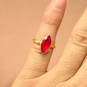 Bague rubis en argent massif | Argent sterling 925 carats | Plus d'or 24 carats | Bague pierre rouge | Bague authentique | Bague minimaliste | Bague bijoux en argent rubis image 9