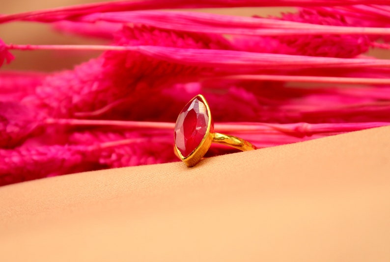 Bague rubis en argent massif | Argent sterling 925 carats | Plus d'or 24 carats | Bague pierre rouge | Bague authentique | Bague minimaliste | Bague bijoux en argent rubis image 2