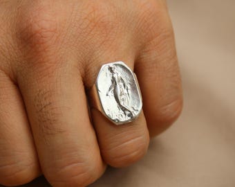 Aphrodite Signet Ring in 925 Solid Sterling Silver, Handmade Minimalist Greek Goddess Jewelry, Unisex Ring Gift for Him or Her