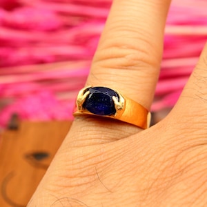 Handmade 14k Gold Solitaire Sapphire Hand Ring | Natural Sapphire Ring