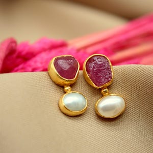 Raw Ruby and Freshwater Pearl Stud Earrings, Handmade Gold-Plated Jewelry, Elegant Gift for Women, Minimalist Gemstone Earrings