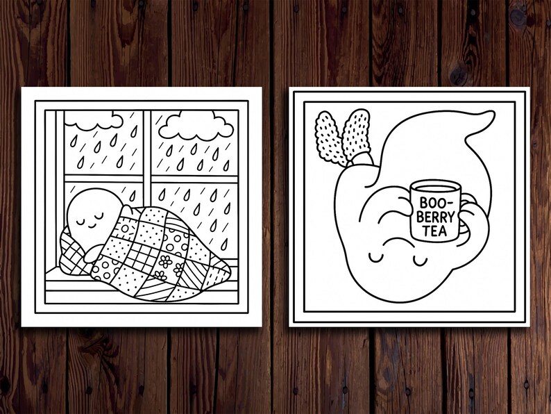 K&ouml;nnte beinhalten: Zwei Schwarz-Wei&szlig;-Illustrationen auf Holzgrund. Eine zeigt eine Figur, die unter einer Decke im Regen schl&auml;ft. Die andere zeigt einen Geist, der eine Tasse mit der Aufschrift "Boo-Berry Tea" h&auml;lt.