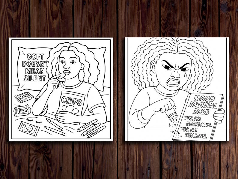 Puede incluir: Dos ilustraciones en blanco y negro. La primera muestra a una persona comiendo patatas fritas en la cama, con el texto "SOFT DOESN'T MEAN SILENT". La segunda muestra a una persona rociando algo sobre un diario "MOOD JOURNAL 2025".