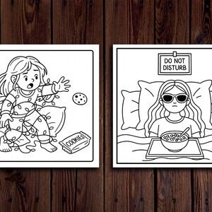 Op de afbeelding: Twee zwart-wit illustraties. De eerste toont een persoon verstrikt in kerstverlichting, die naar een koekje grijpt. De tweede toont een persoon in bed met een zonnebril, met een kom ontbijtgranen op een dienblad en een "Niet storen"-bord.