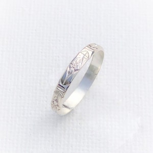 Blumenmuster Sterling Silber Stapelring, minimalistischen Stil Art-Deco-Muster Ring, ultra dünner Ring, zierlicher Stapelring, Stapelring