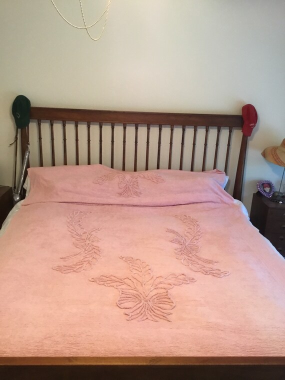 Vintage Pink Chenille Bedspread Etsy