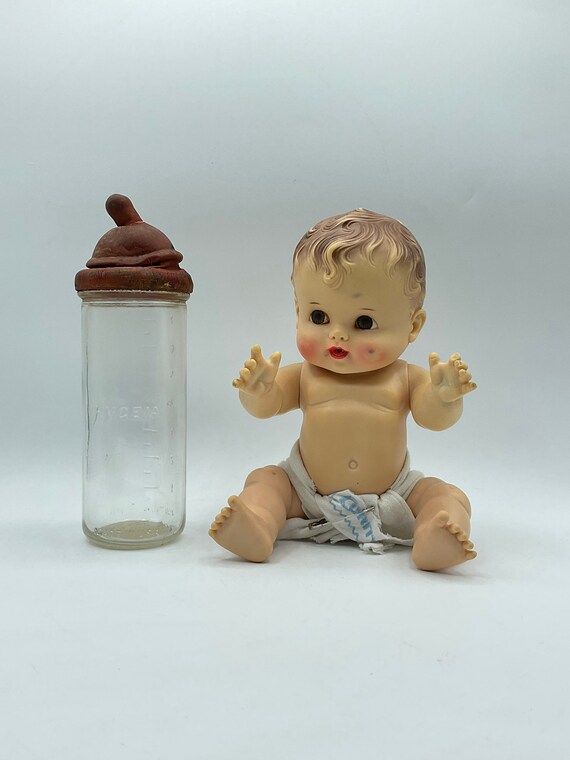 Sun Babe So wee Ruth E. Newton Baby With Hygeia 1916 Baby Bottle
