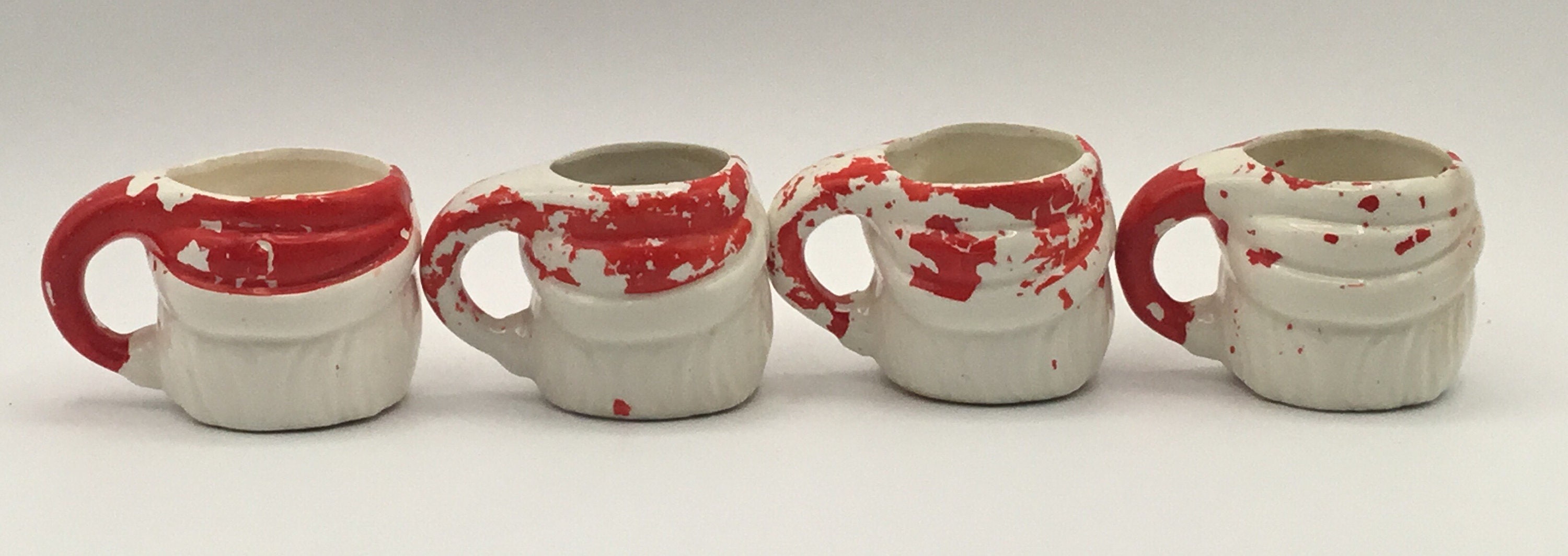mini christmas mugs