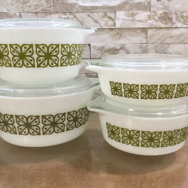 Promotional Pyrex Square Verde Flower from 1966 four casseroles with lids