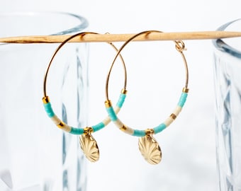 Gold Hoop Earrings with Charm, Boho Hoop Earring Set, Creole Earrings 25mm, Shell Earrings Handmade, Dangle Hoop Earrings, Beaded Earrings