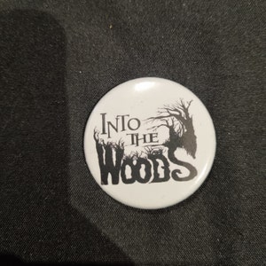 Een 38mm Into the Woods badge