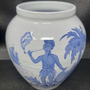 Goedewaagen Gouda Holland Tabbaco Vase Jar Signed Bottom