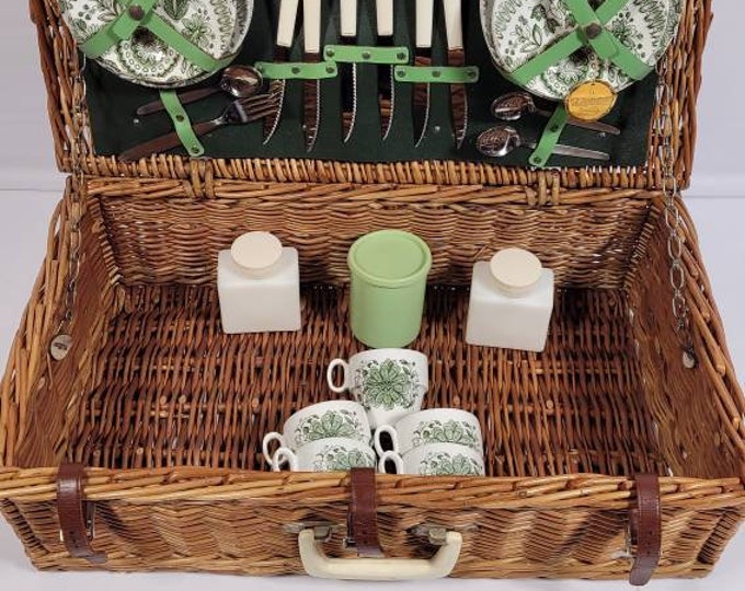 Vintage Brexton Picnic Basket Etsy