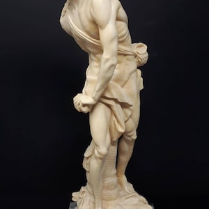 A.Santini Scultura Davide e Golia realizzata in Italia. S4