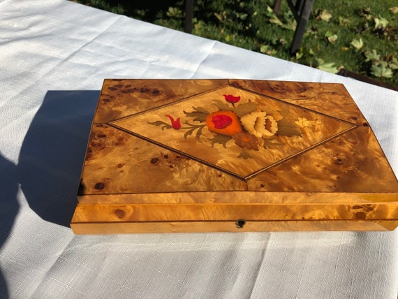 Vintage Italian Briarwood luxury Jewelry Music Box