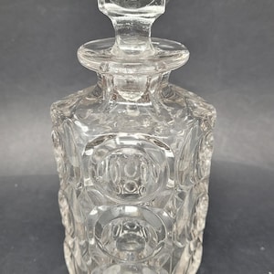 Vintage Glass Decanter With Stopper Circle Design Pontil Mark. S5