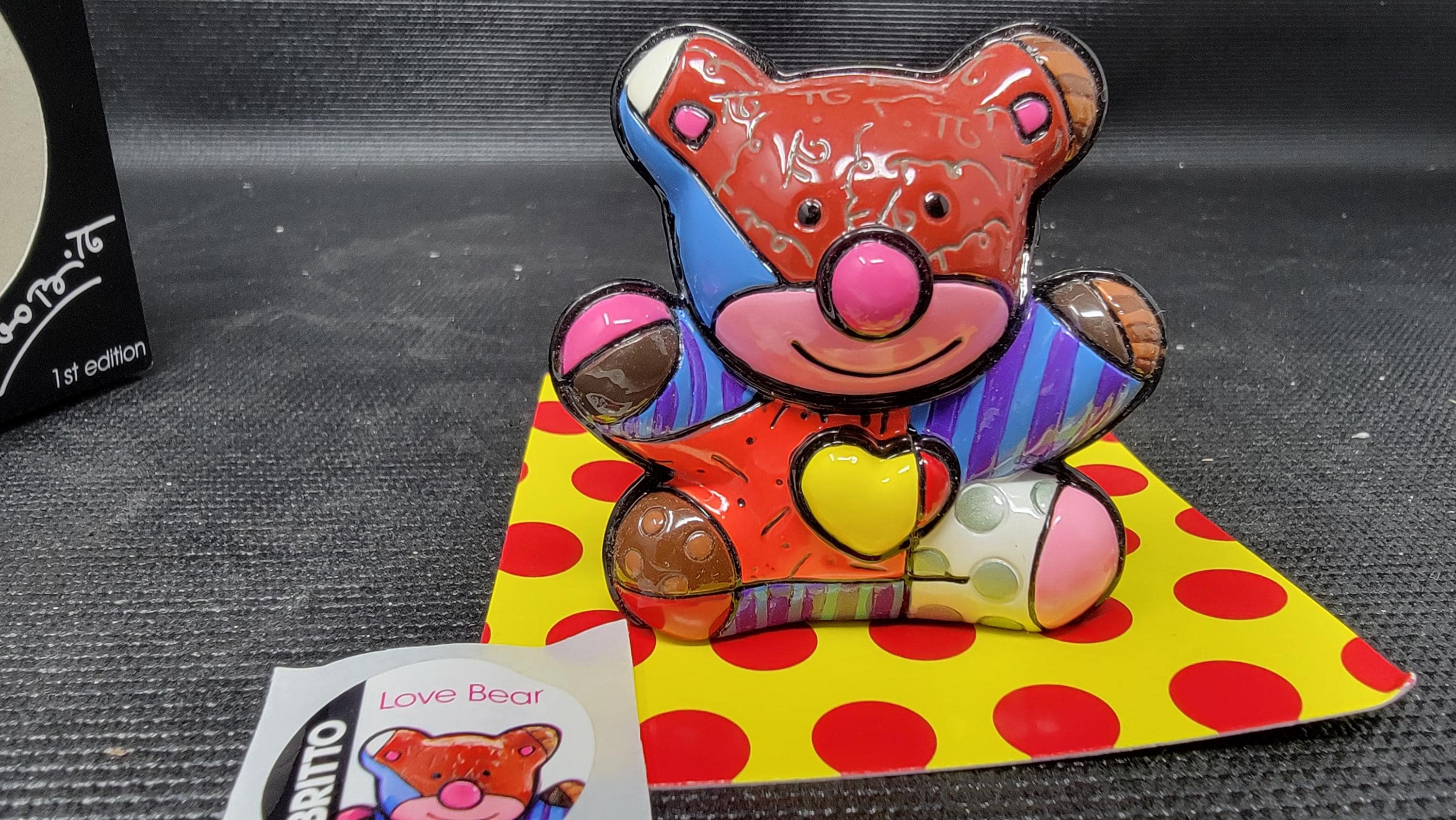 BRITTO Love Bear ハート マルチカラー 2ND EDITION Romero Britto Mini Love Bear Figure *FIRST EDITION 331389 RARE