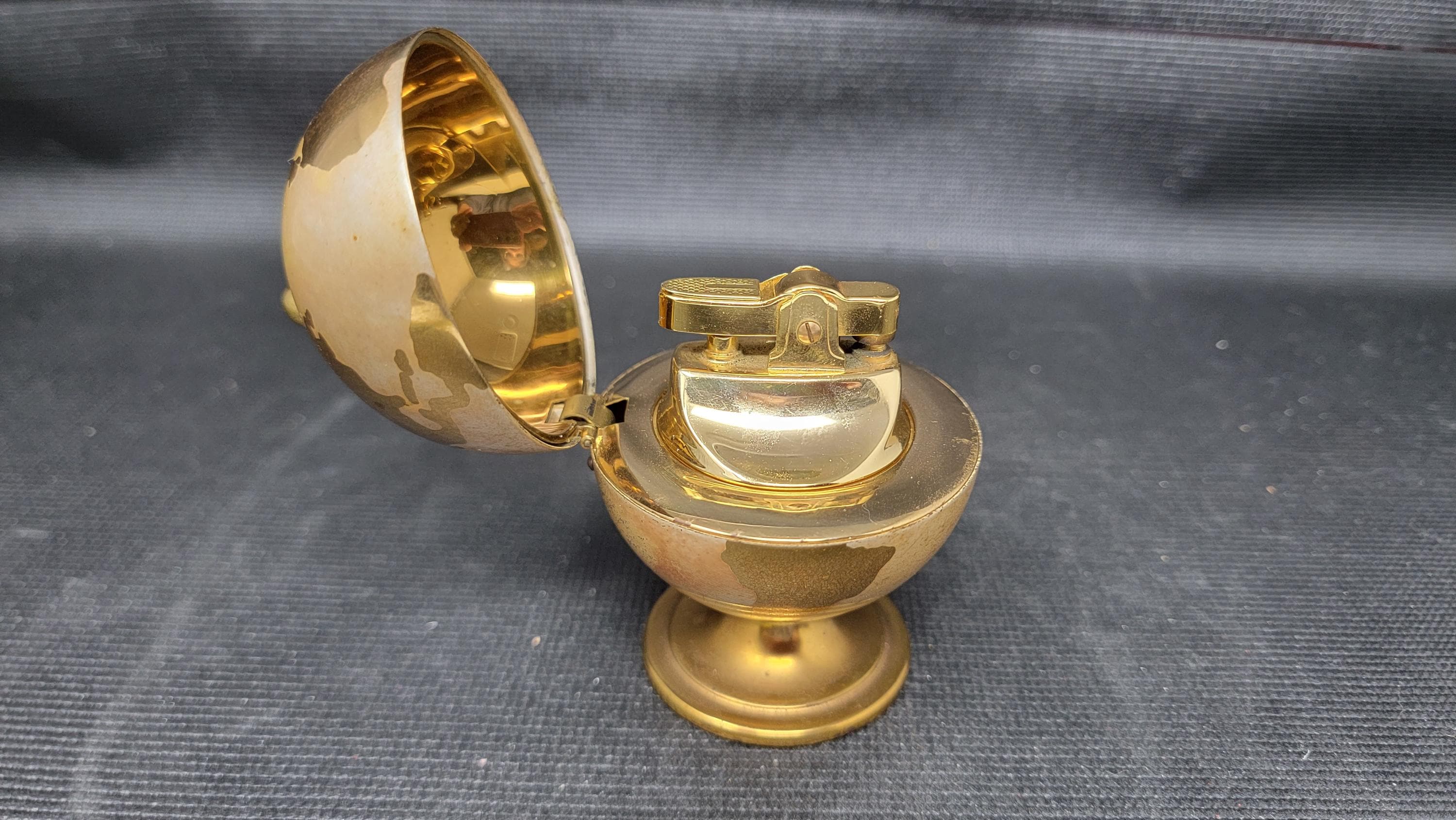 World Globe Cigarette Lighter - Etsy
