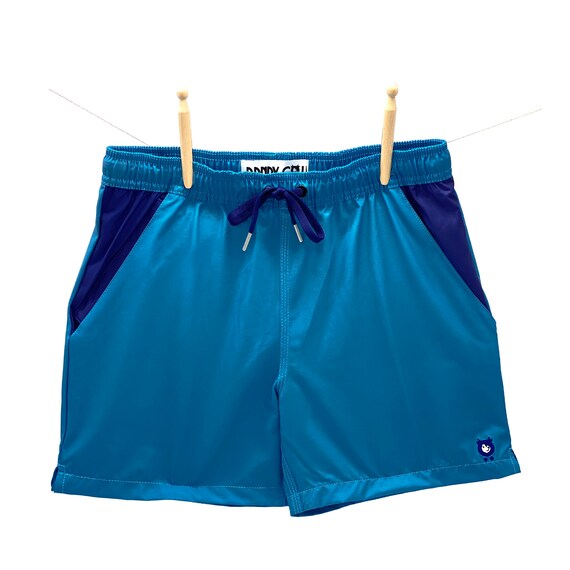 swimming shorts with waterproof pockets