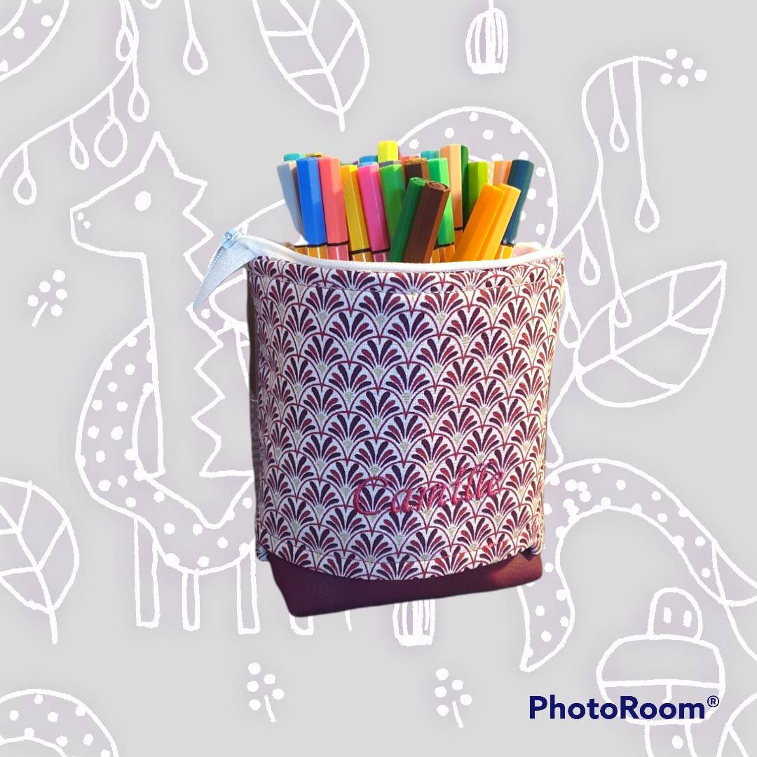 Dans Mon Cartable = Trousse Pot à Crayons