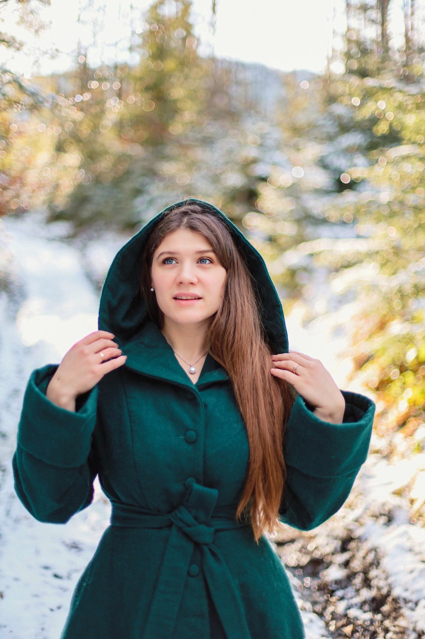 The Anastasia Wool Coat. Winter Coat. Wool Coat with Full Skirt and with Straight Sleeves. The Coat Made to Measure in Different Colours., image size:1365x2048