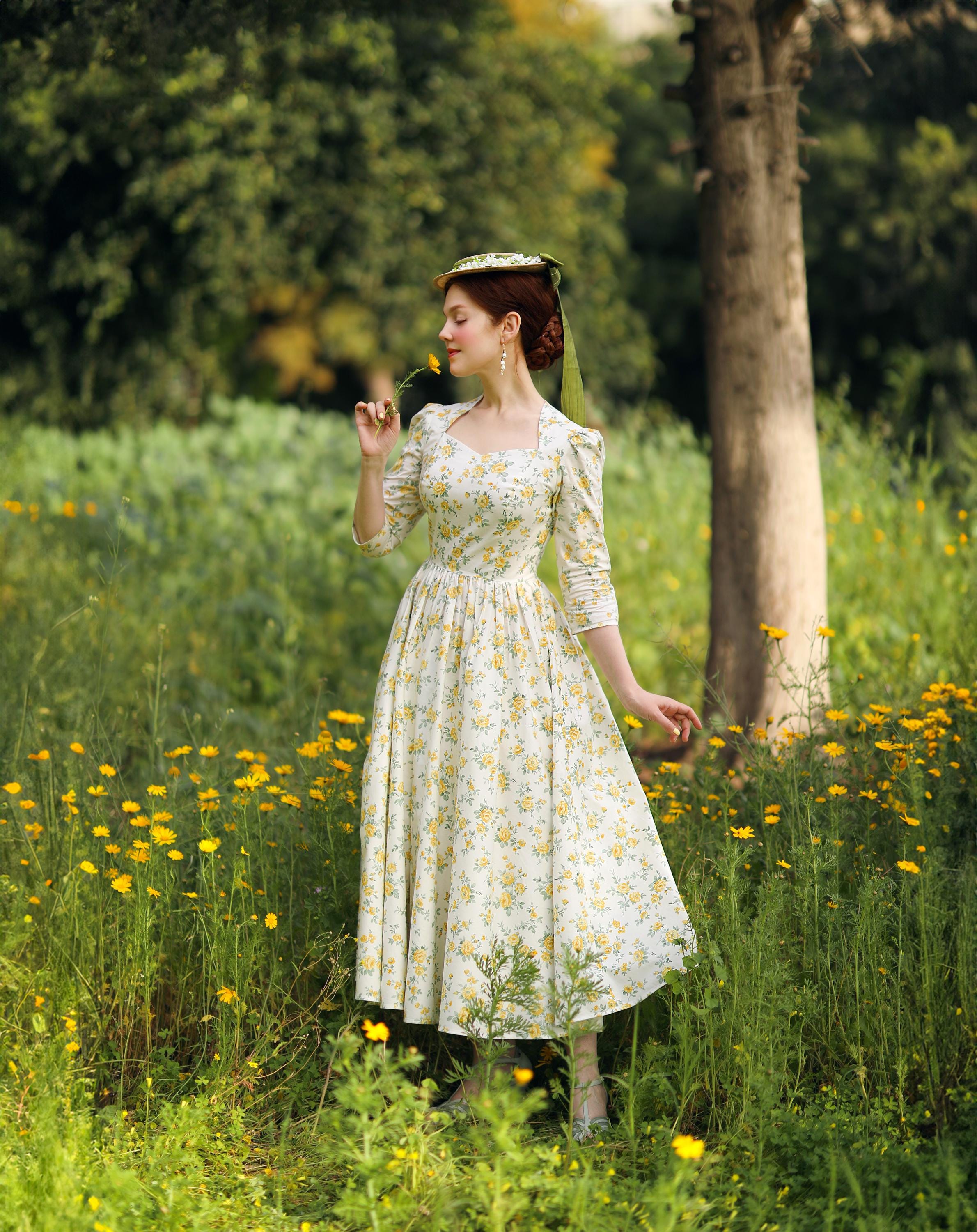 the Flame dress. cotton dress. natural dress. brestfeeding dress. modest dress. slow fashioned dress. floral dress. dress for summer the Flame dress. cotton dress. natural dress. brestfeeding dress. modest dress. slow fashioned dress. floral dress. dress for summer